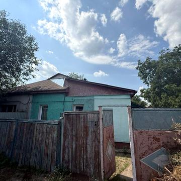 Продам 1/2 частину будинку провулок Транспортний