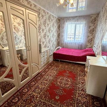 Здається 3 кімнатна квартира біля центру міста