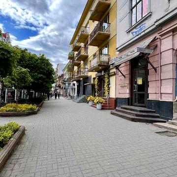 Історичний центр Івано-Франківська | Стометрівка | 2 кімнатна квартира