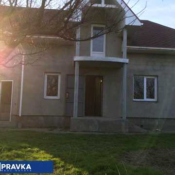 Продам дом в Лесках