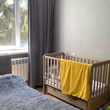 Продам 1 кімнатну квартиру по Курчатова