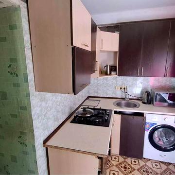Продається 2 кім. квартира р-н вул. Нез. України