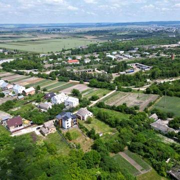 Продаж двох поверхового будинку з земельною ділянкою 15 сотих. Золочівський район с. Ясенівці