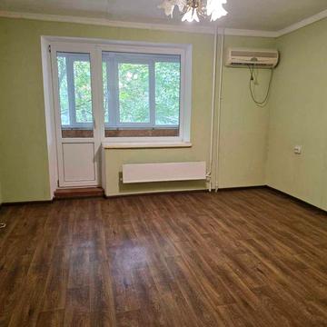 Довготривала оренда 2к квартири на просп. Центральний -6000 грн