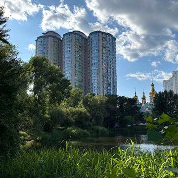 Продаж видової 2-кімнатної квартири біля озера Тельбі ЖК Озерні Зорі