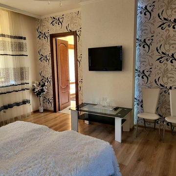 Сдам длительно 2 комнаты 350$,в частном доме,в сумму входит уже все