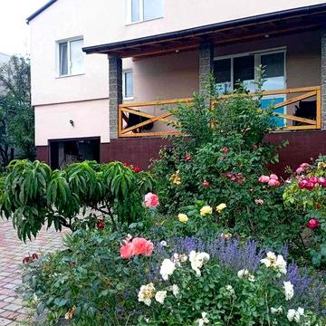 Продам добротний будинок по вул. Миргородська