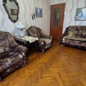 Продам 3к у метро