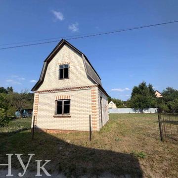 Продам земельну ділянку з коробкою під дачу або будинок с. Жабка