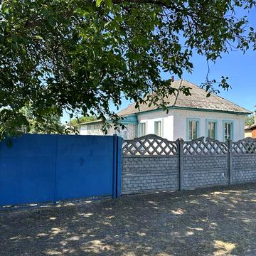 Продається доглянутий будинок у селі Коврай Другий, Золотоніський район, Черкаська область