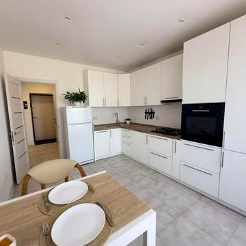 Продам 1 к квартиру Жк Контраст 2