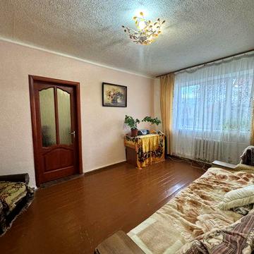 Продам 2-х кімнатну квартиру на Вокзальній вул .Курсовий п-к/Сертифікат/ держПрограми