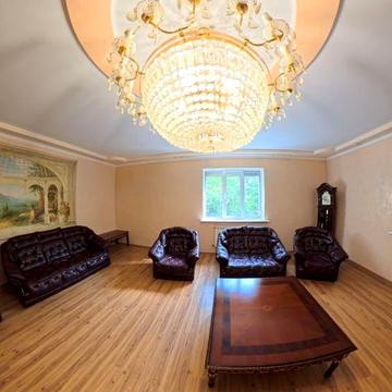 Продаж Будинка з надійним підвалом від власника +12 соток ( окремо)