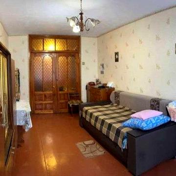 Продам 3 ком. квартиру м. Зміїв