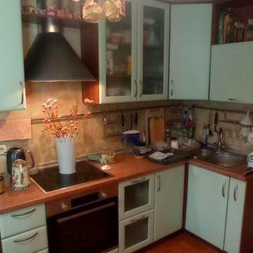 Продаємо 1-к кв. Урлівська 9. 9/16, 41/17/14 з ремонтом. 69500$, торг