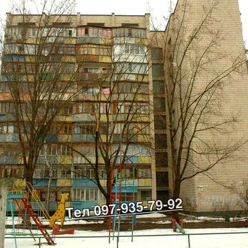 Від власника: 1-кімнатна квартира 28 м², проспект Лісовий 21 — меблі та техніка