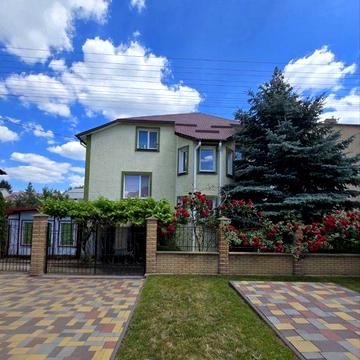 Продаж будинку Білогорща