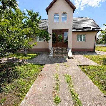 (8) Продаєтся будинок з ділянкою в смт. Турбів 3573