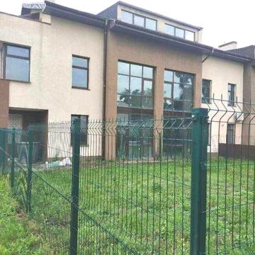 Продам, двох рівнева   кВ.  в Такнхаусе  на Холодній горі.