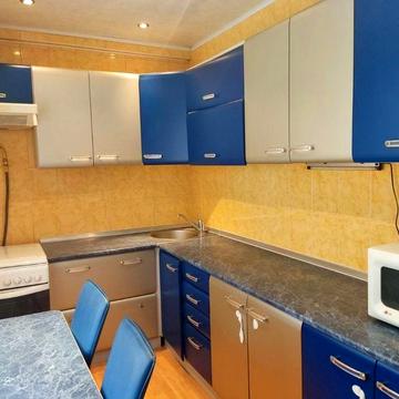 Продам 3-квартиру по вул.Новогоспітальна 5