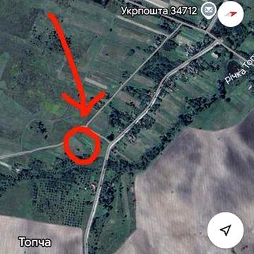 Участок з будинком та хлівом,площа 90сот