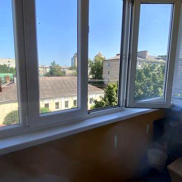 АН Сдаёт 1-ю квартиру в центре.
