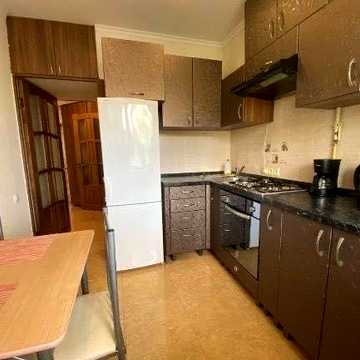 Продаю 2 кім з обміном на Київ