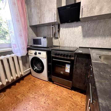 Героїв Крут вул. (Валентини Терешкової), 26