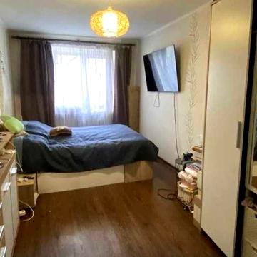 Продам 2х комн. квартиру,Новые дома, Коммунальный рынок 2/5 с ремонтом