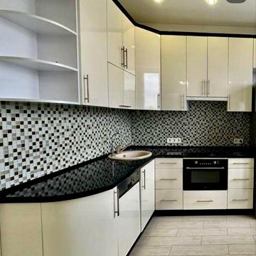 Продаж видової квартири в самому центрі Рівного