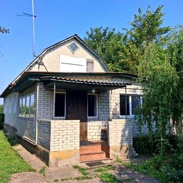 Продам дім в центі смт Дубоʼязівка