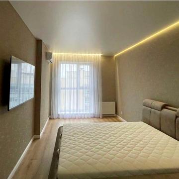 Квартира з дизайнерським ремонтом на Поділлі