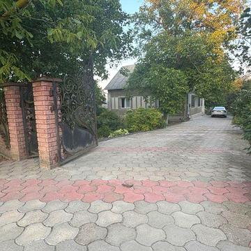 Продам будинок зі всіма зручностями