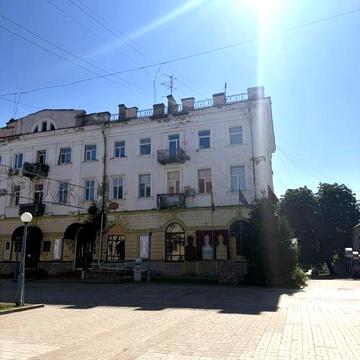 Соборна 2 кімнати