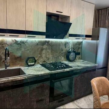 Продам 2 комн суперликвидную в кирпичном доме на Калиновой с ремонтом
