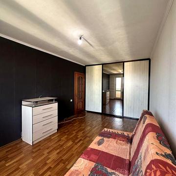 Продаж 1 кімнатної квартири район Седова, вул. Надпільна 451