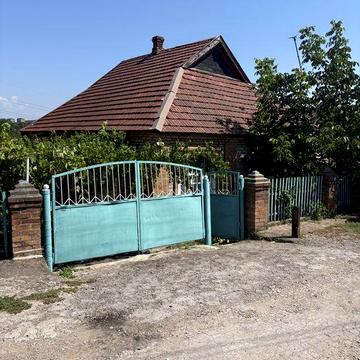 Продається 4-х кімнатний Будинок