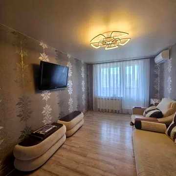 Продажа 3-комнатной квартиры проспект Победы Алексеевка