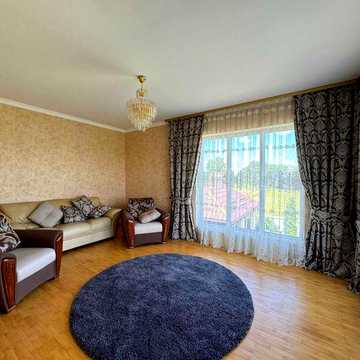 39857 Просторий будинок 185 м² на 12 сотках у Ружичанці — 4 спальні, гараж, барбекю та повністю готовий до комфортного життя!