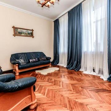 Оренда 3к у самому центрі міста 1 хв від стометрівки