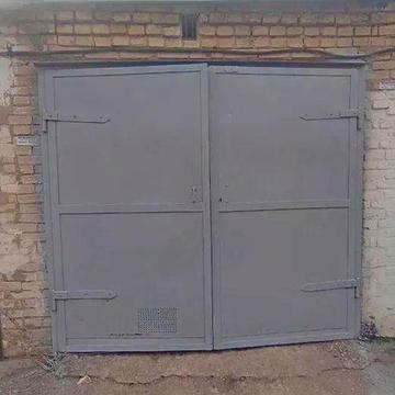 Продам гараж з ямою