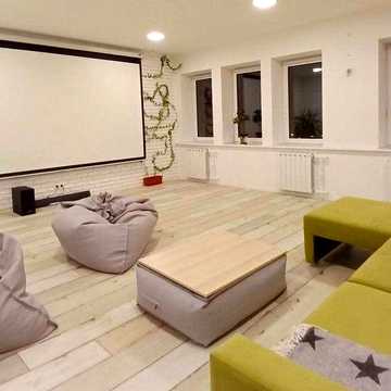 Продам 3к. квартиру, вул. Молочна 11, м. Спортивна