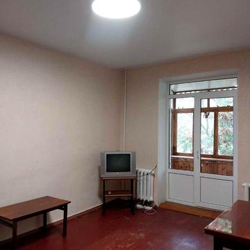 +Сдам 1 ком. квартиру ул.Глазунова р-н рынка 6000 гр.+ ком.усл.