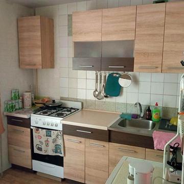 Продам 1-к квартиру з ремонтом та меблями на на вул. Капітана Кузнєцова (3-323-151)
