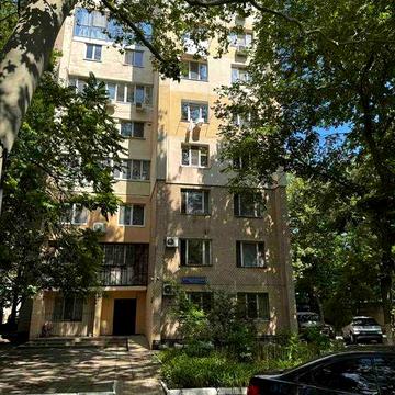 Простора 1-к. квартира в Приморському районі/Французький б-р/Цегляний будинок
