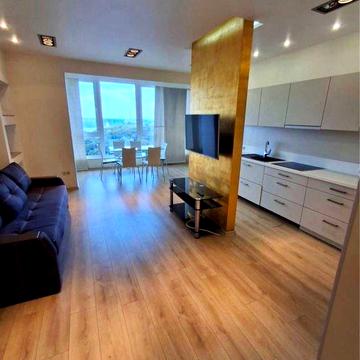 Продаж 3к квартира • вул. Старонаводницька, 8Б | м. Печерська