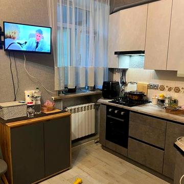 Сдам 2ух комнатную квартиру в центре