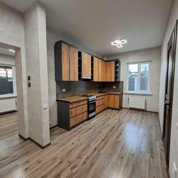 Продам будинок з новим ремонтом 80м+10сот біля Фрунзенського