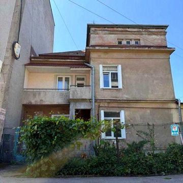 Продаж квартири на Кастелівці із власним садом