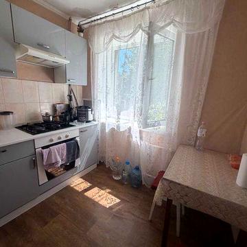 Продаж 1-кімнатної квартири на 3 поверсі